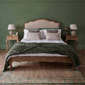 Queen-Size Classic Solid Oak Bed Hand Carved Modern & Contemporary Design Soft Bed Frame for Home or Hotel Bedroom Furniture